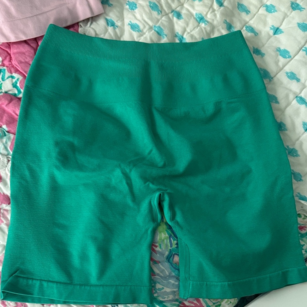 Aurola shorts